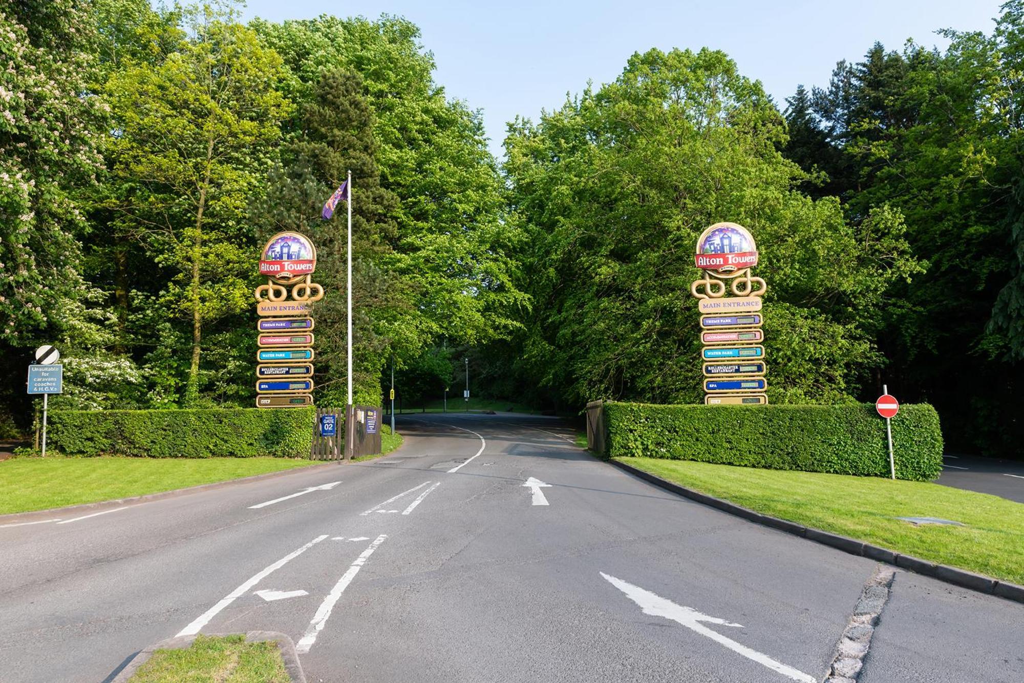 Angel Cottage - 5 Mins Drive To Alton Towers! Exteriör bild
